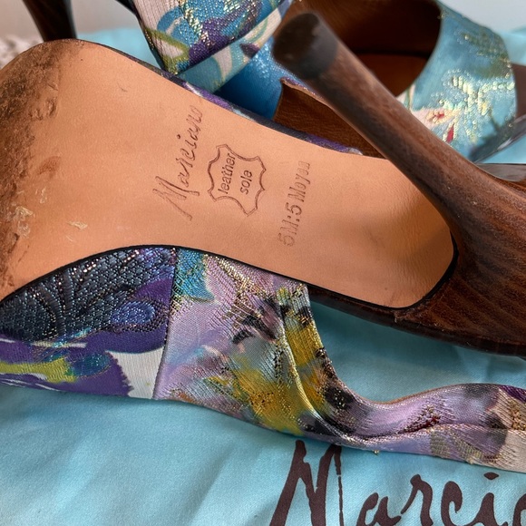 MARCIANO - Gorgeous Floral Colourful Sling Back Heels - Open Toe - Picture 10 of 13